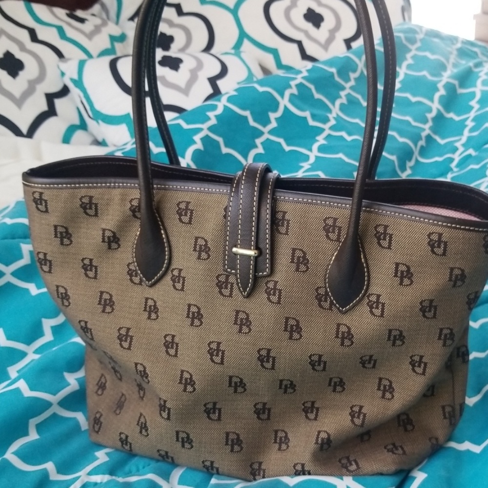 Dooney&Bourke Handbag